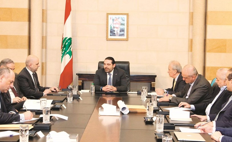 سعد الحريري يترأس اجتماعا للبحث في سياسة الحكومة بشأن ملف النازحين السوريين تمهيدا لعرضها في مؤتمر بروكسل للنازحين الأربعاء المقبل(محمود الطويل)﻿