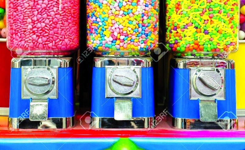 آلات بيع العلكة تكافح من أجل البقاء