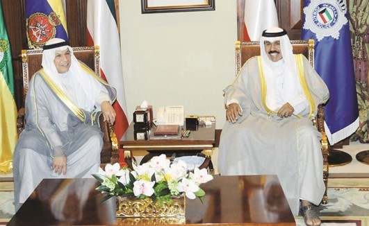 سمو ولي العهد الشيخ نواف الأحمد مستقبلا الشيخ خالد الجراح﻿