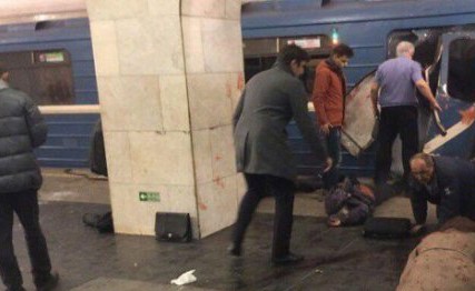 بالفيديو.. روسيا: عشرات القتلى والجرحى في انفجار بمترو سان بطرسبورغ