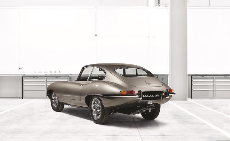 «جاكوار كلاسيك» تطلق E-TYPE REBORN