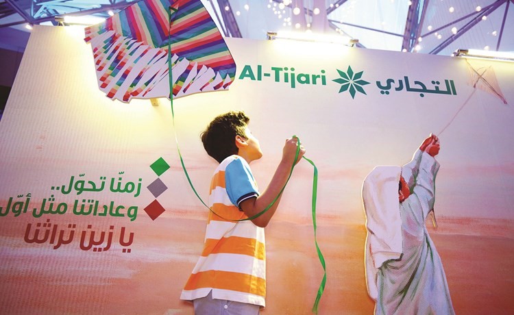 «التجاري» يختتم فعاليات حملة «يا زين تراثنا» بزيارة لمدرسة التكامل العالمية