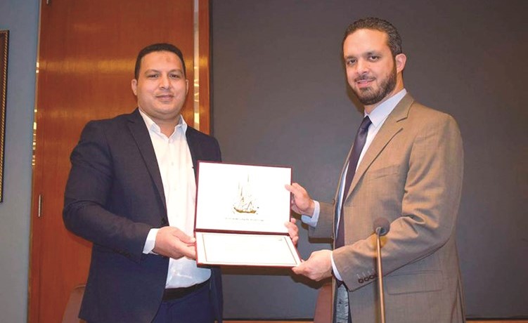 الجامعة تبحث أنظمة الطاقة الشمسية الكهروضوئية