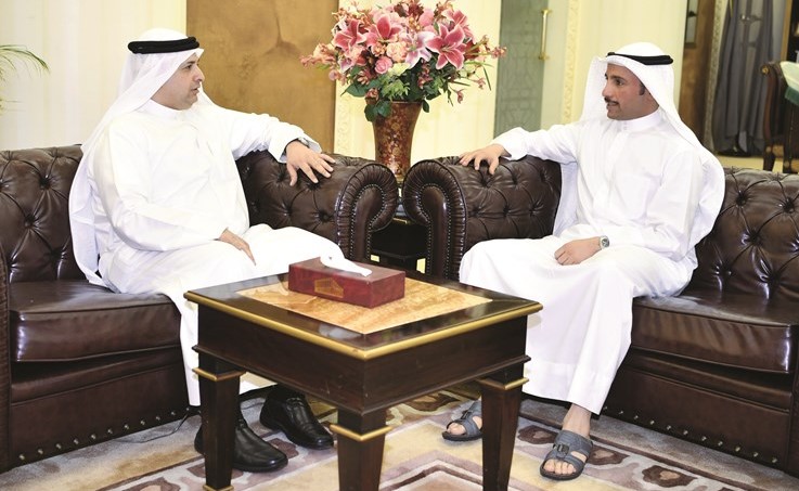 الرئيس الغانم مع سفير الكويت لدى جمهورية كوريا بدر العوضي﻿