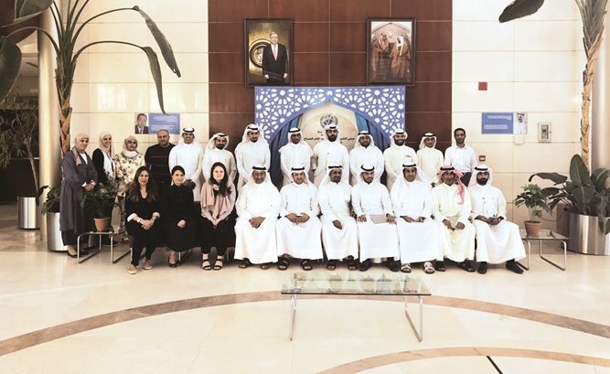 المشاركون في احدى ورش العمل الخاصة بالعمالة المنزلية ﻿