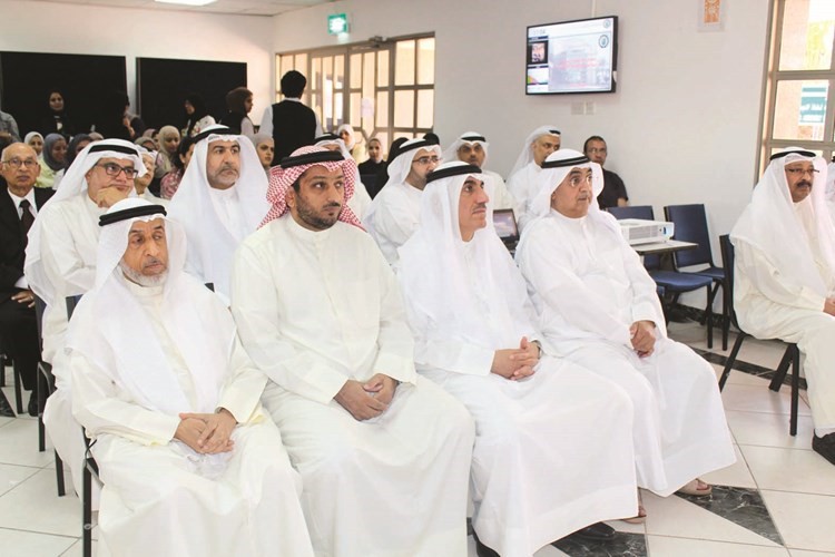 مركز التقنيات التربوية بكلية التربية يدشن بوابتها الإلكترونية