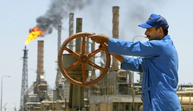 مصر تؤكد استمرار المفاوضات مع العراق لتوريد 2 مليون برميل من النفط شهرياً