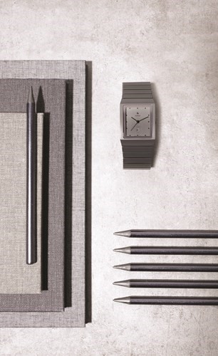 ساعة Ceramica الأيقونية من Rado
