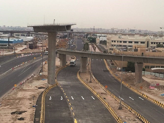 اليوم إزالة جسر الجامعة على الغزالي﻿