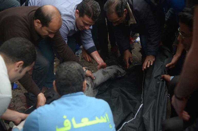 بالصور.. نجاة بابا أقباط مصر من تفجير أسقط 16 قتيلاً بمحيط المقر البابوي بالإسكندرية