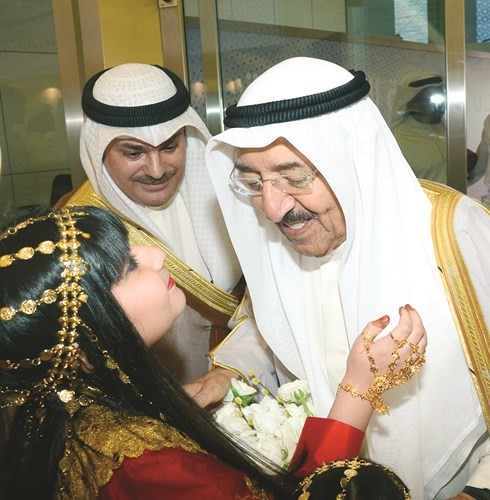 استقبال بالورود لصاحب السمو الأمير ﻿