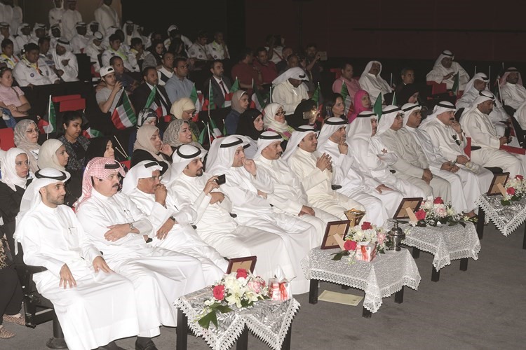 مشاركة كبيرة في ختام الانشطة التربوية	(محمد هاشم)﻿