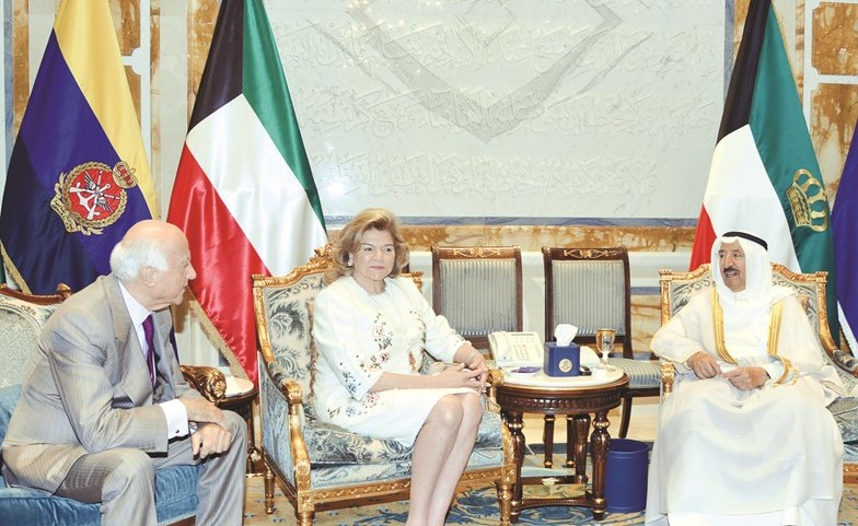 صاحب السمو الأمير مستقبلا بسام وإلهام فريحة ﻿