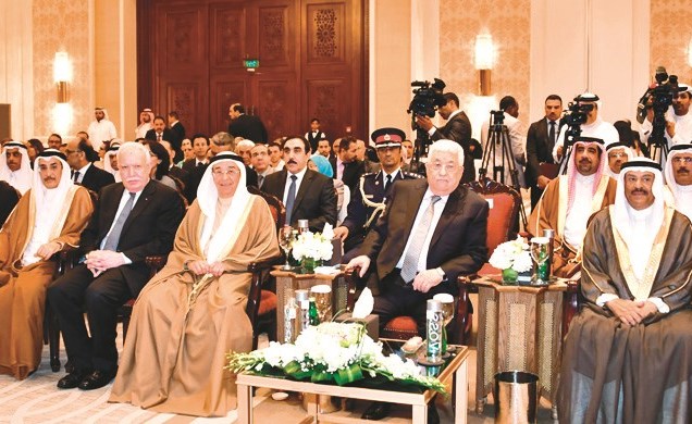 مؤتمر سفراء دولة فلسطين المعتمدين لدى الدول العربية والإسلامية في البحرين أمس	(بنا)﻿