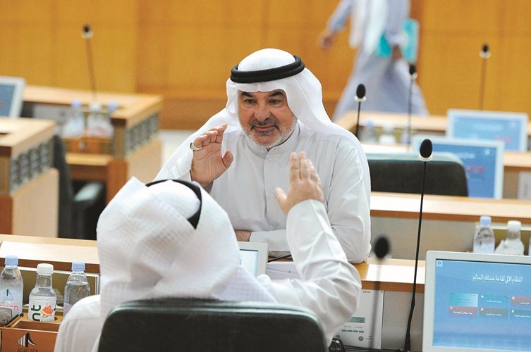 صالح عاشور﻿