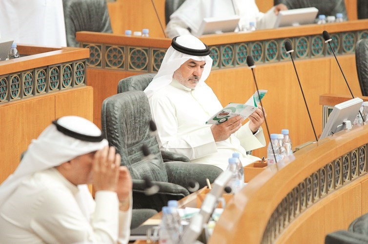  ﻿صالح عاشور﻿