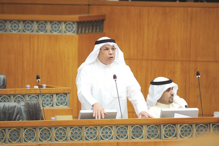  ﻿الشيخ خالد الجراح يرد على استفسارات النواب﻿