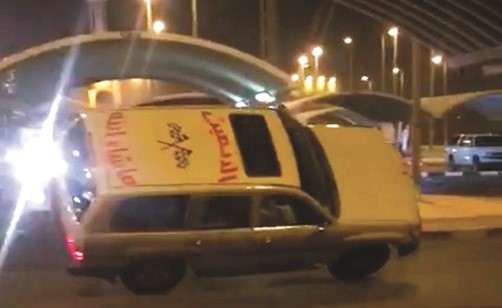 المركبة تسير على اطارين﻿