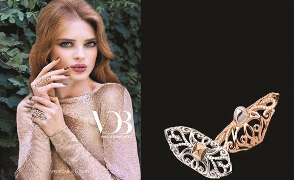 روائع «جنيف» تعرض «VAN DER BAUWEDE»