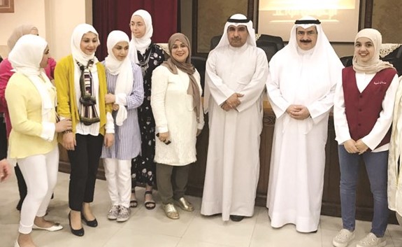  الاعلاميون والطلبة المشاركون في المشروع﻿