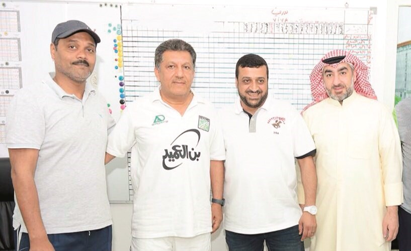 الزيد والمطوع يتوسطان عاشور والعبكل﻿
