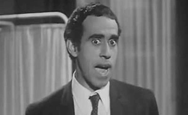 10 معلومات عن"الضيف أحمد": جسد مشهد وفاته قبل رحيله بساعات