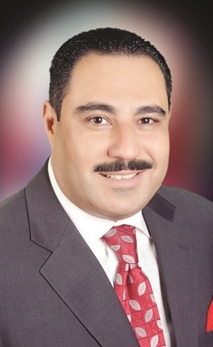 اشرف النقيب﻿