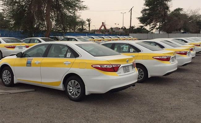بلدية الكويت تعود إعتباراً من غد إلى اللون الأصفر بعد أن قامت بالغائه سابقاً  وسيتم تغيير الوان جميع سياراتها إلى الأصفر بالتدريج