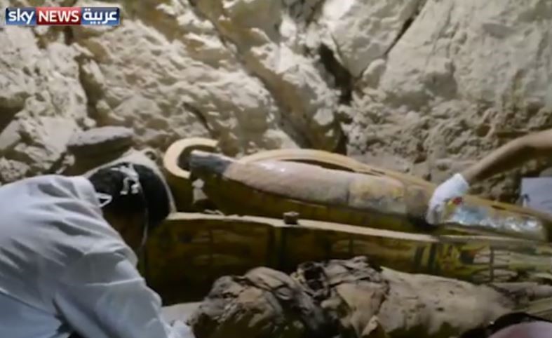 بالفيديو.. كشف أثري مهم في الأقصر بمصر