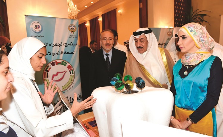 الفريق م. فهد الأمير في جولة بالمعرض﻿