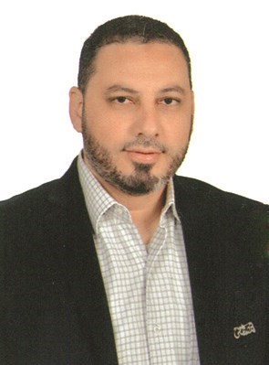 مصطفى ناصف﻿