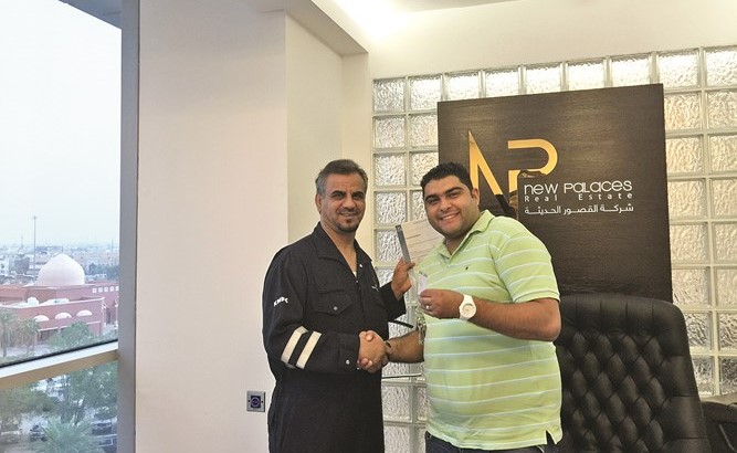 فتحي يسلم خالد السهلي مفاتيح الشاليه﻿