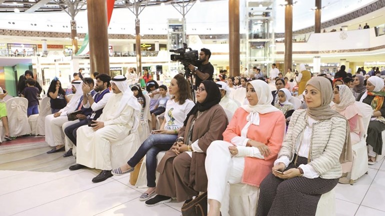 «الدولي» يرعى معرض «لايت إكسبو» لدعم الطاقات النسائية