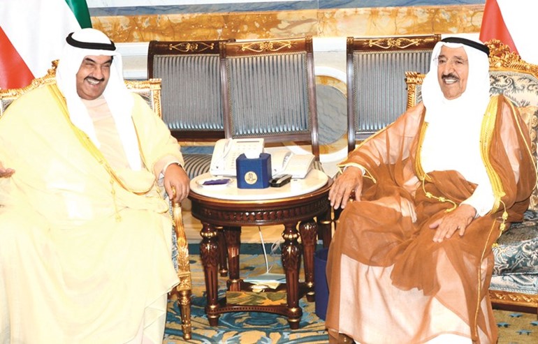 صاحب السمو الأمير خلال استقباله سمو الشيخ ناصر المحمد ﻿