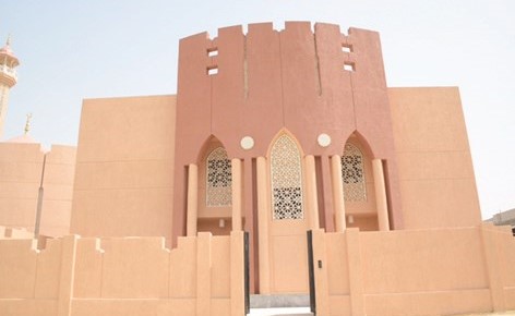 «السكنية» تسلّمت مسجدين ومبانيهما الملحقة