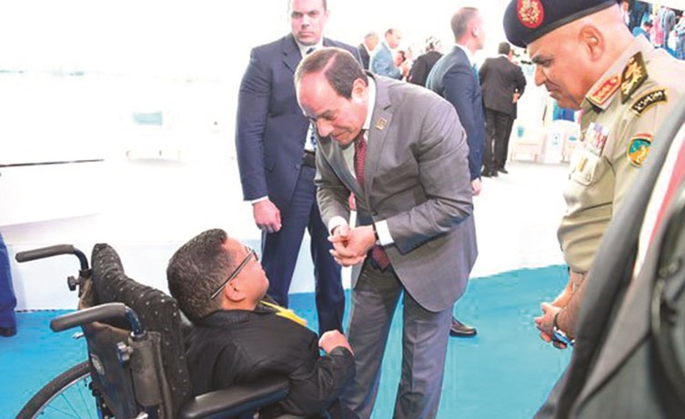 حوار السيسى مع الشاب المعاق﻿