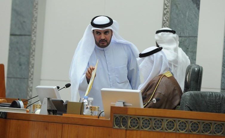 حمدان العازمي﻿