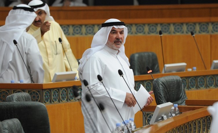 صالح عاشور ﻿