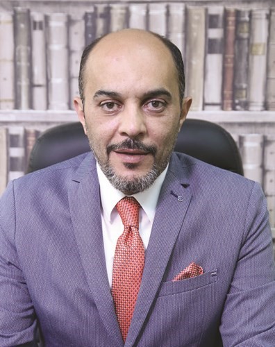 عزت أبو العز﻿