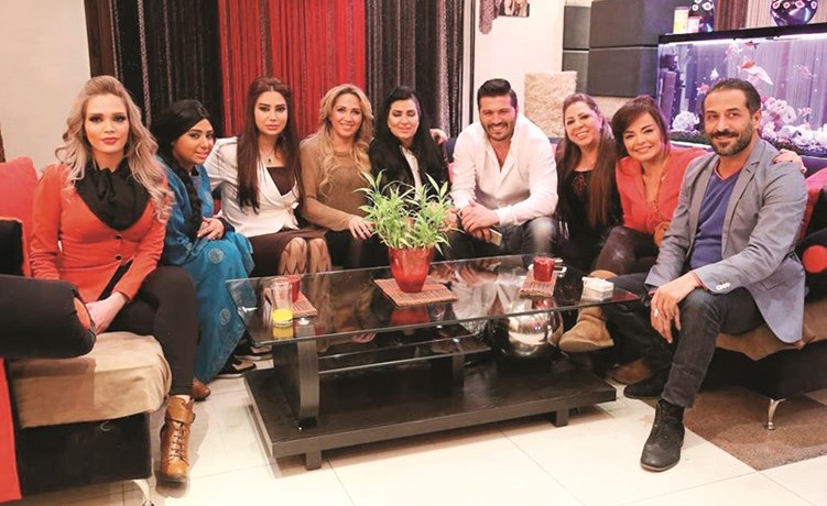 فريق مسلسل فارس وخمس عوانس﻿