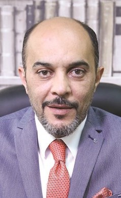 عزت أبو العز﻿