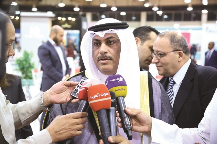 الرشيدي خلال تصريحاته للصحافيين﻿