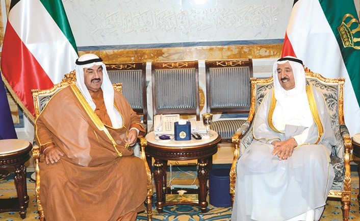صاحب السمو الأمير الشيخ صباح الأحمد مستقبلا سمو الشيخ ناصر المحمد﻿