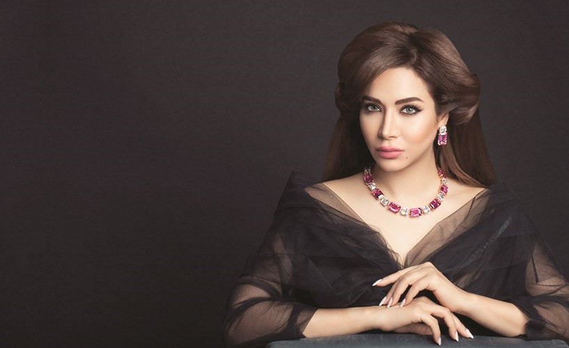 لجين: أنا ماركة إعلامية مسجلة وأرفض «تصيد الأخطاء» للآخرين!