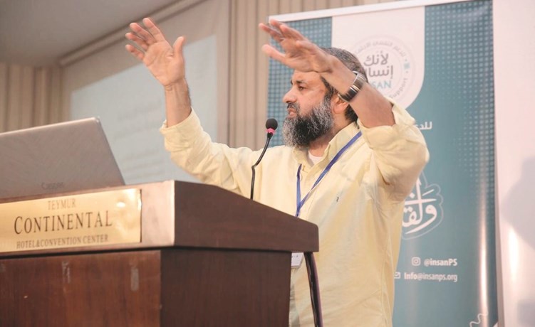 عبدالحميد البلالي متحدثا في الملتقى﻿