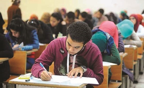 جانب من متحانات الثانوية العامة للعام الماضي﻿