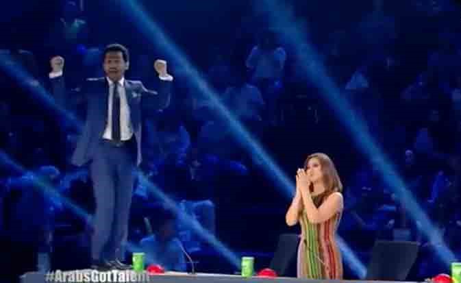 أحمد حلمي يرقص على الطاولة في Arabs Got Talent