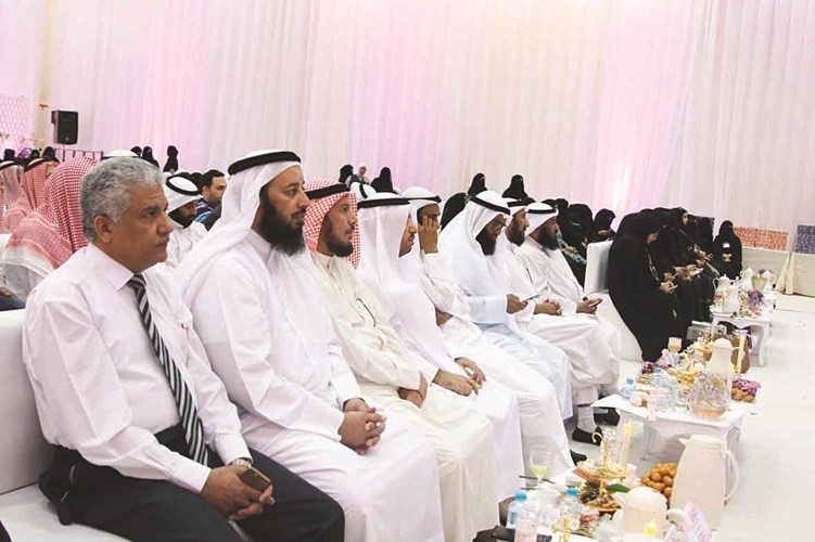 صورة جماعية للحضور﻿