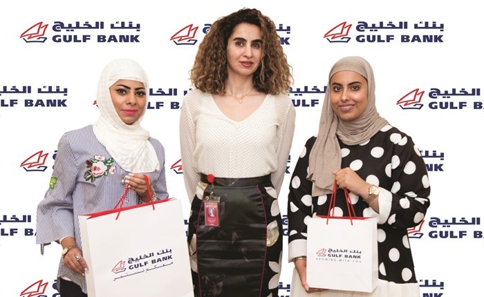 منال بركات مع الفائزين﻿