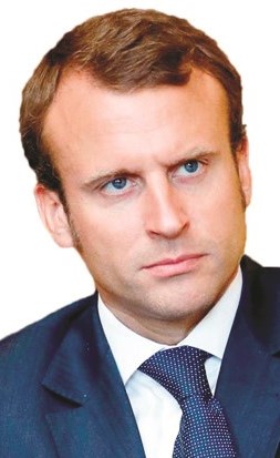 ايمانويل ماكرون ﻿
